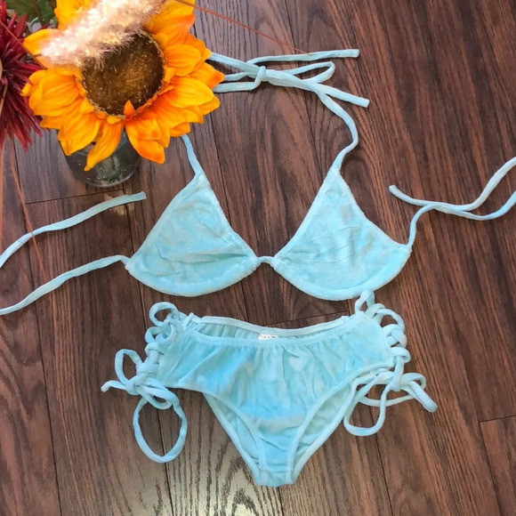 🦋B2G1🦋LEG AVENUE 2Pc Terry Cloth Bikini SMALL/MEDIUM NWT - Picture 2 of 9